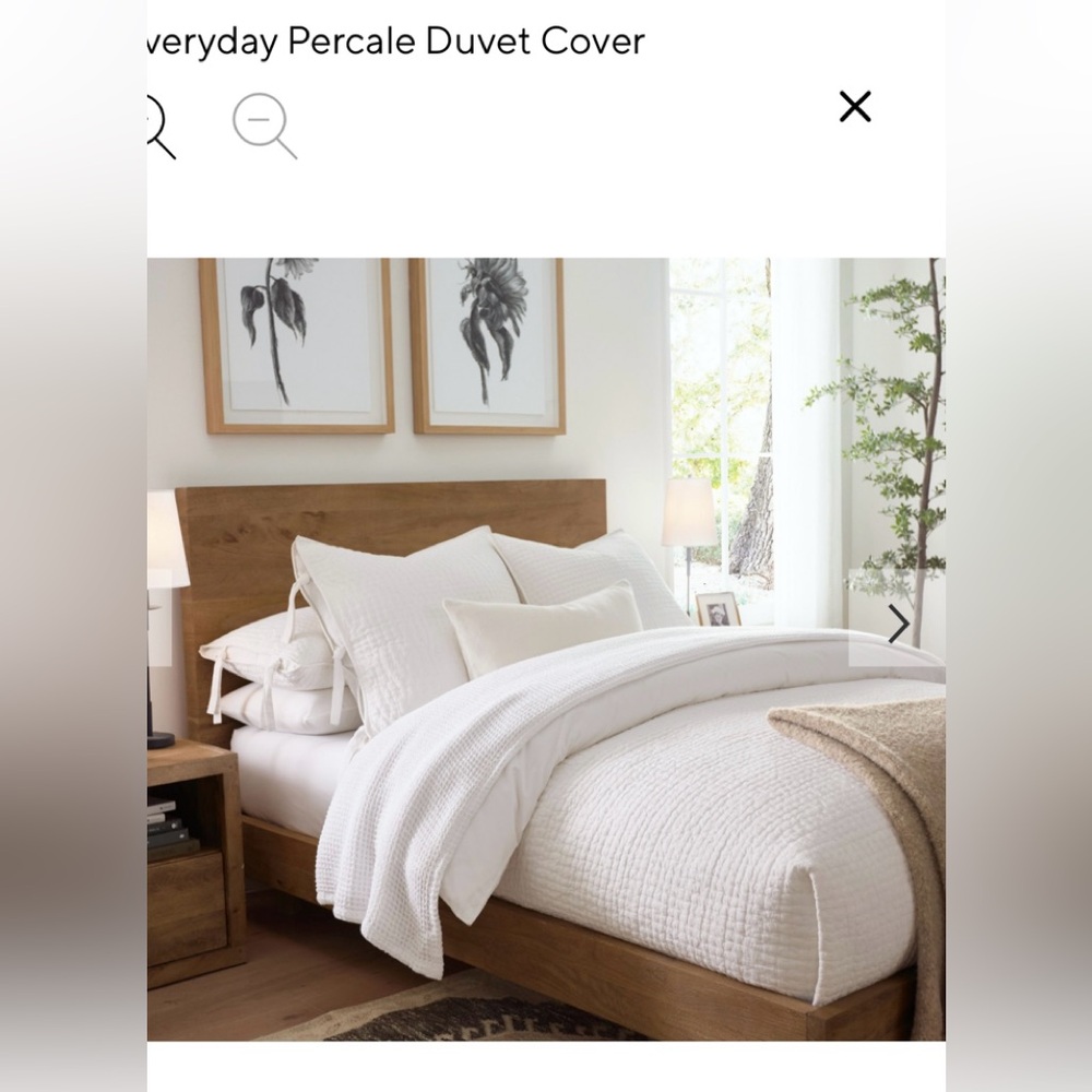 Pottery Barn Duvet Cover (King/Cal King)